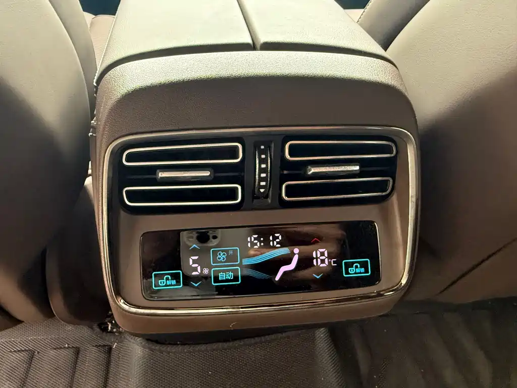 BYD Han 2025 EV 605KM Premium 2024 - thumbnail 10