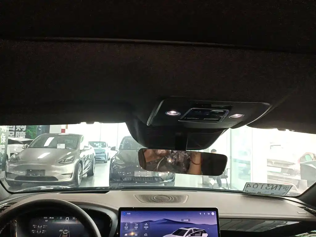 BYD Han EV 605KM Prestige 2024 - thumbnail 14