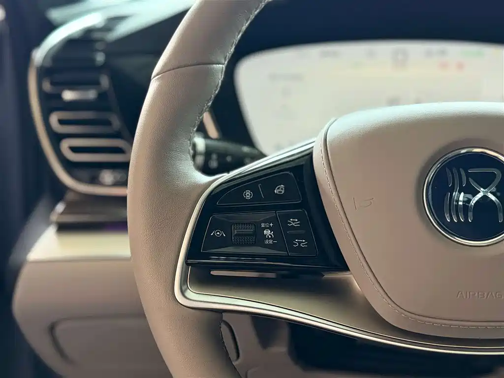 BYD Han EV 605KM Prestige 2024 - thumbnail 14