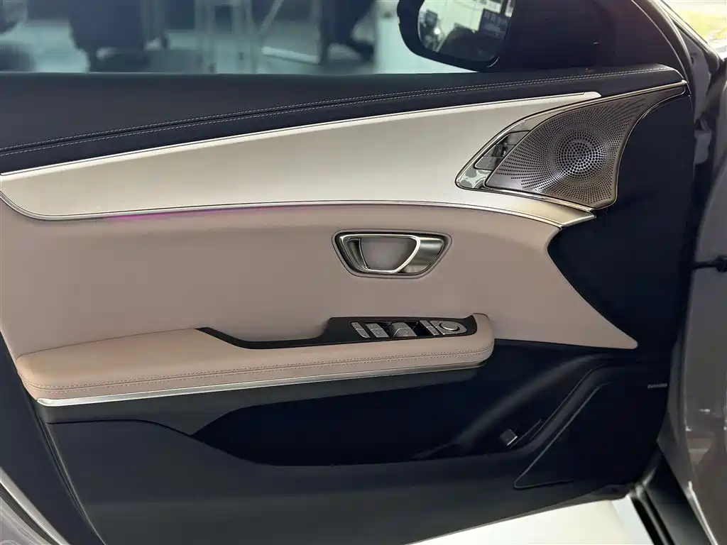 BYD Han EV 605KM Prestige 2024 - thumbnail 16