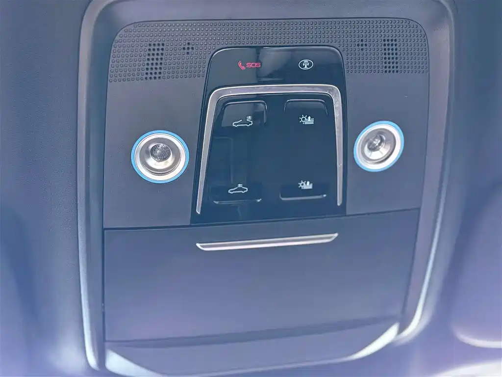 BYD Han EV 605KM Prestige 2024 - thumbnail 29
