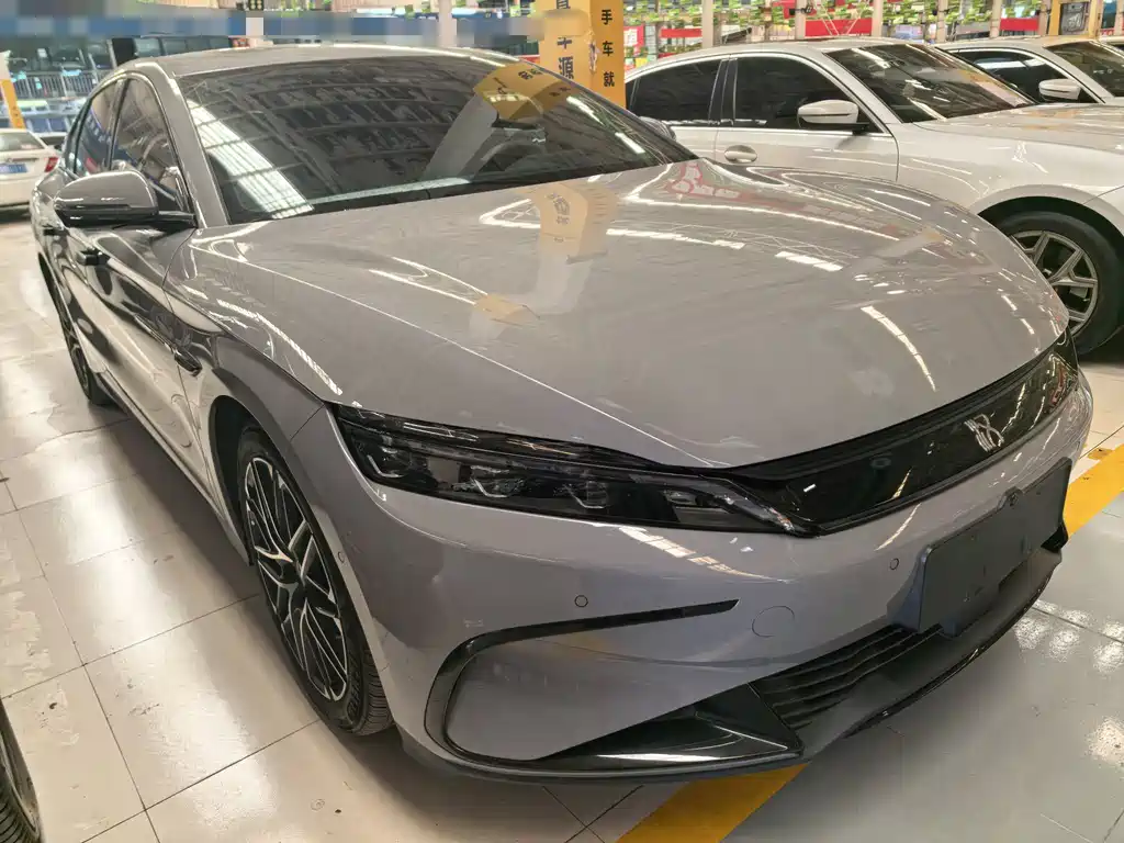 BYD Han EV 701KM Premium 2025 - thumbnail 2