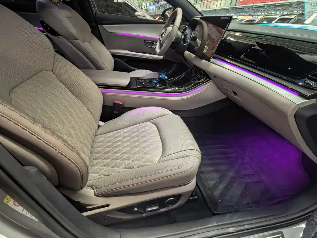 BYD Han EV 701KM Premium 2025 - thumbnail 8