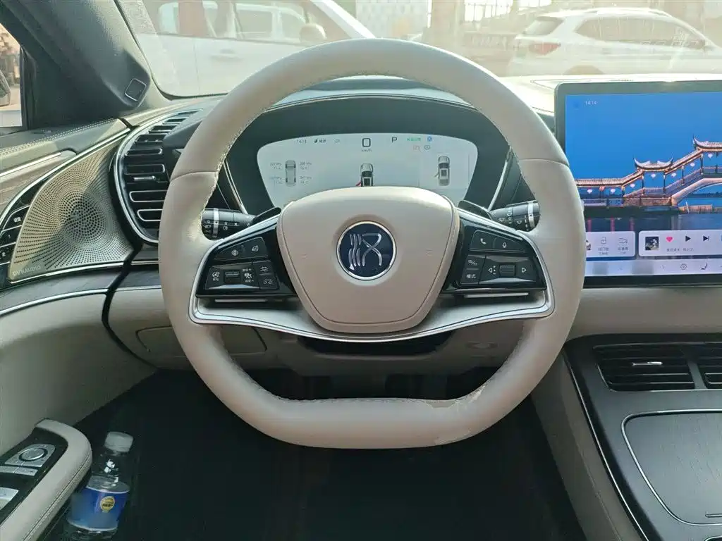 BYD BYD Han EV 701km LiDAR Intelligent Driving Edition 2025 - thumbnail 3
