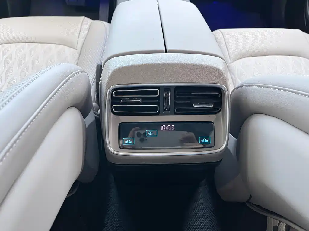 BYD BYD Han 2025 EV 701KM LiDAR Intelligent Driving Edition 2024 - thumbnail 18