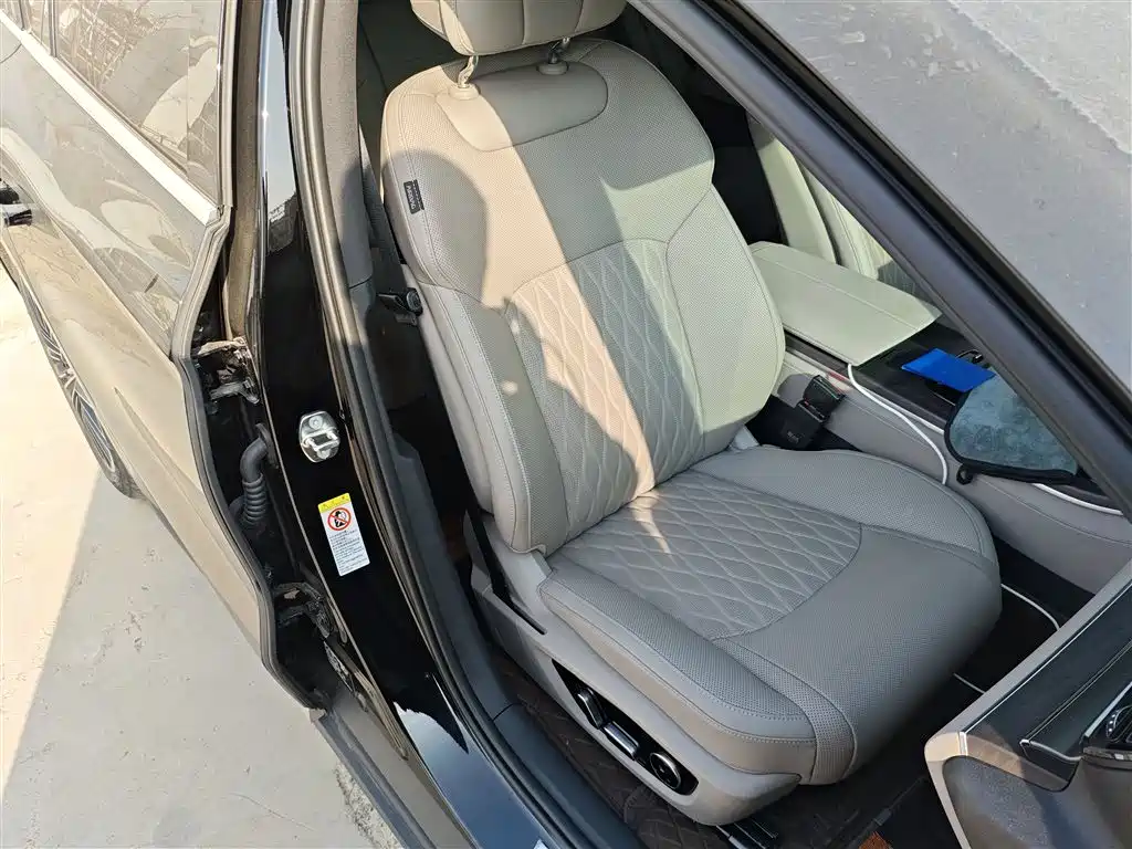 BYD BYD Han EV 701km LiDAR Intelligent Driving Edition 2025 - thumbnail 16