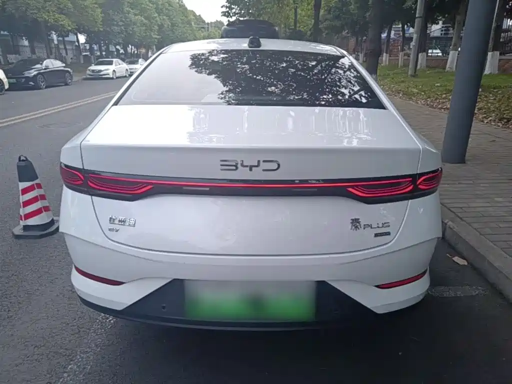 BYD Qin PLUS EV 510KM 2025 - thumbnail 6