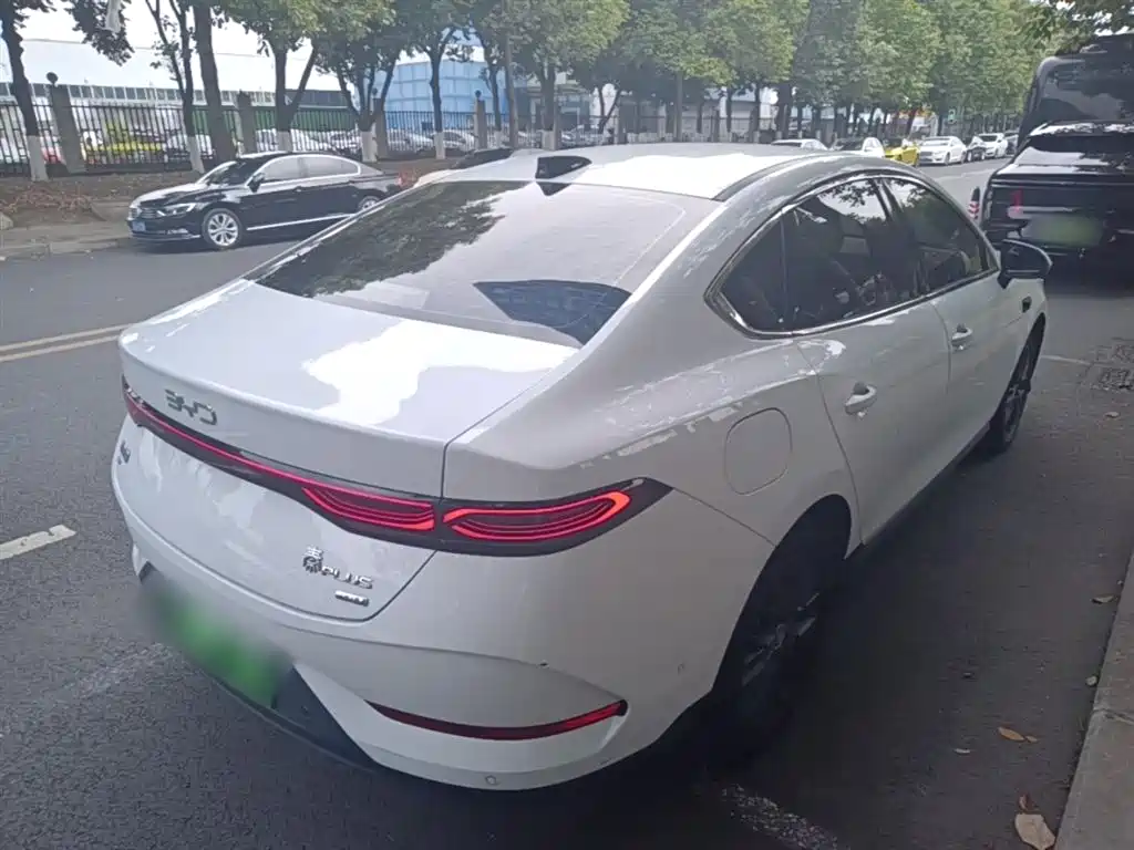 BYD Qin PLUS EV 510KM 2025 - thumbnail 7