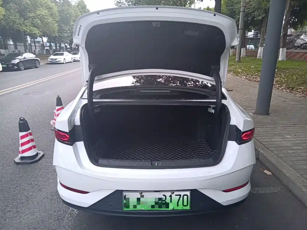 BYD Qin PLUS EV 510KM 2025 - thumbnail 19