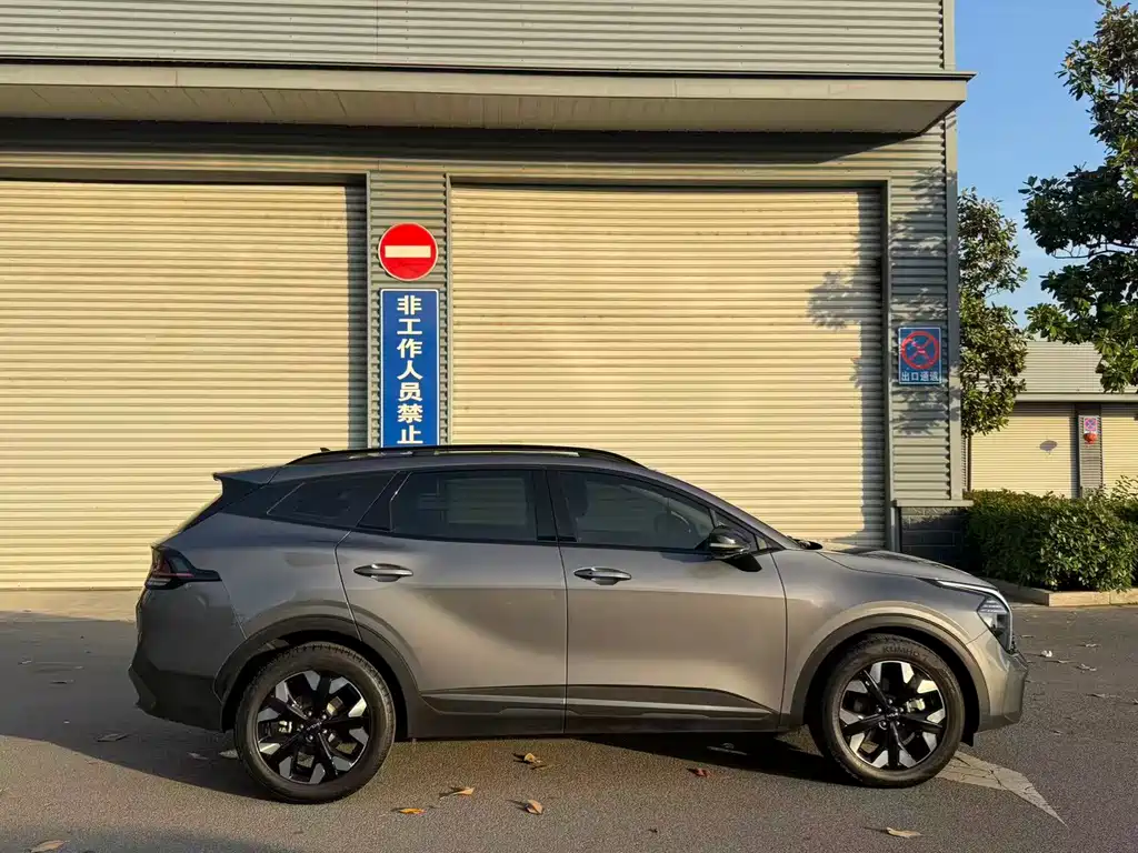 Kia Sportage 2023 2.0T 2WD Prestige 2024 - thumbnail 4