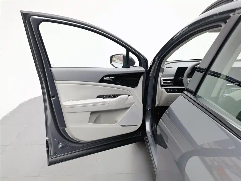 Kia Sportage 2023 1.5T FWD Prestige 2025 - thumbnail 8