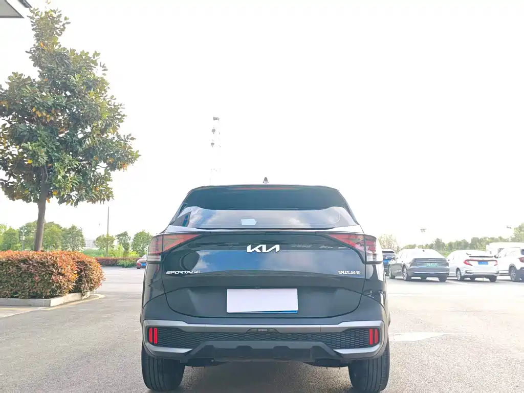 Kia Sportage 2025 2.0T FWD Prestige 2025 - thumbnail 5
