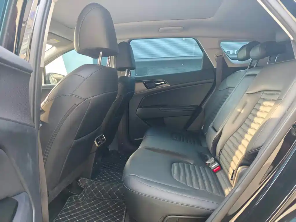 Kia Sportage 2025 2.0T FWD Prestige 2025 - thumbnail 9