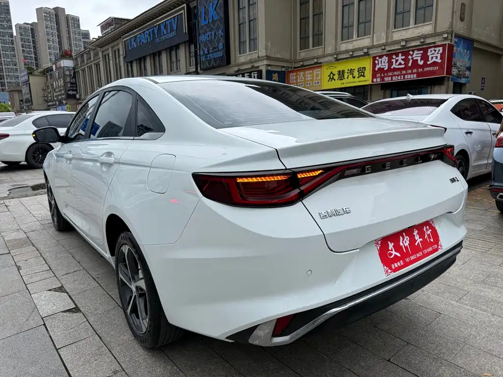 Geely Auto Emgrand L 2023 - thumbnail 6