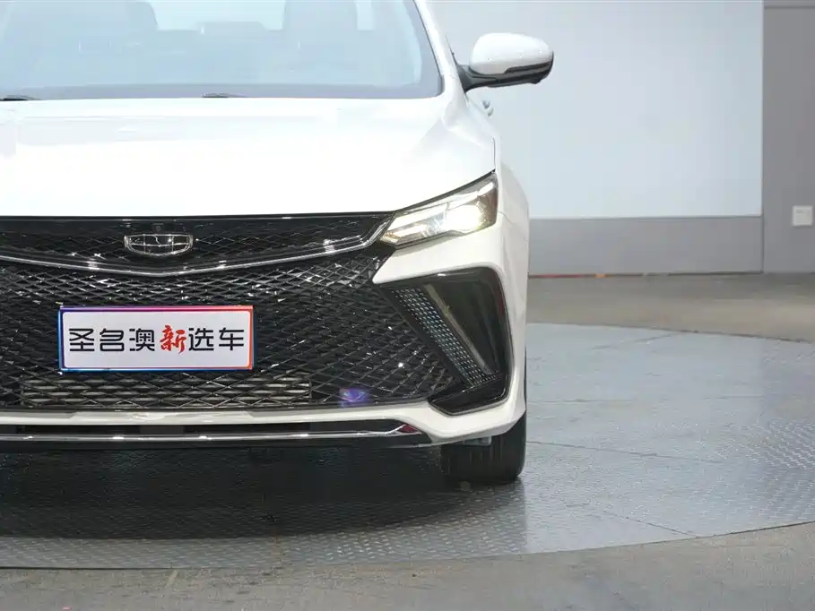 Geely Auto Geely Emgrand L 2022 1.4T CVT Flagship 2022 - thumbnail 2