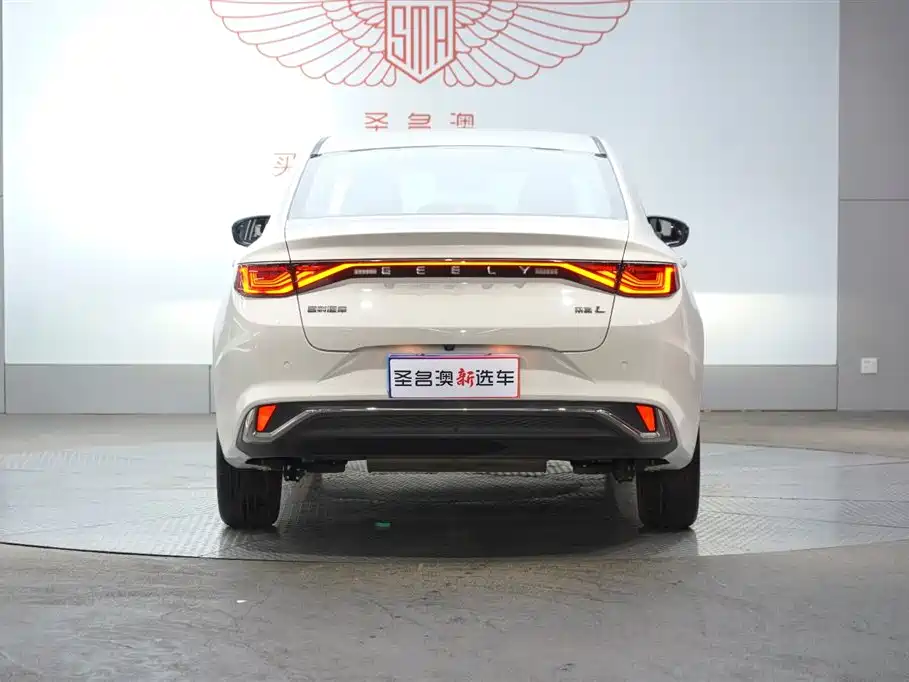 Geely Auto Geely Emgrand L 2022 1.4T CVT Flagship 2022 - thumbnail 6