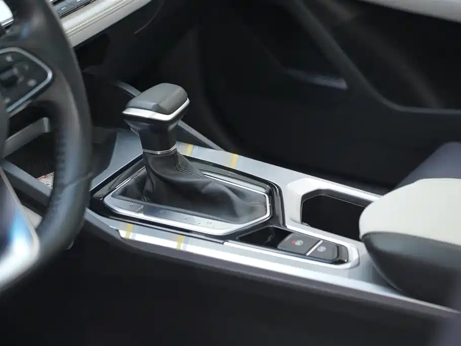 Geely Auto Geely Emgrand L 2022 1.4T CVT Flagship 2022 - thumbnail 15