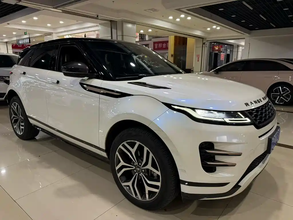 Land Rover Range Rover Evoque L 249PS R-Dynamic First Edition 2021 - thumbnail 3