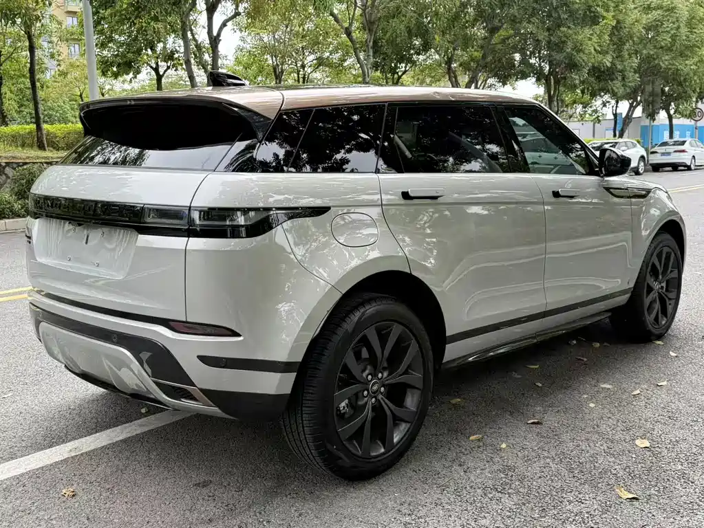 Land Rover Range Rover Evoque L 2023 249PS Corinthian Bronze Special Edition 2023 - thumbnail 4