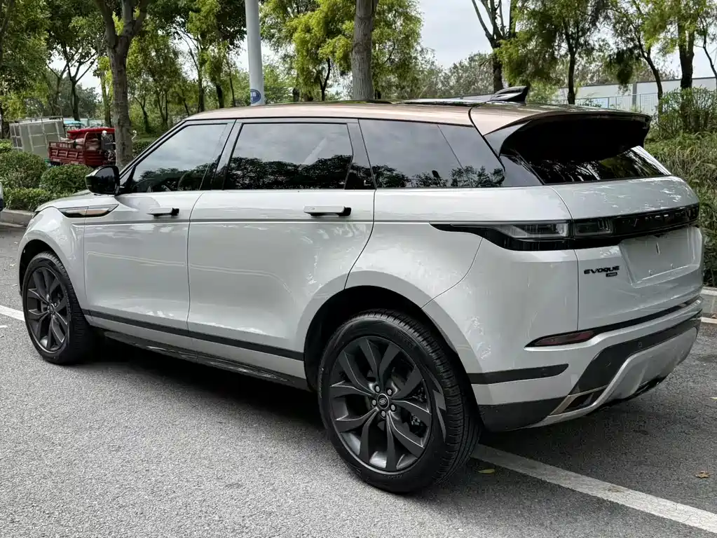 Land Rover Range Rover Evoque L 2023 249PS Corinthian Bronze Special Edition 2023 - thumbnail 6