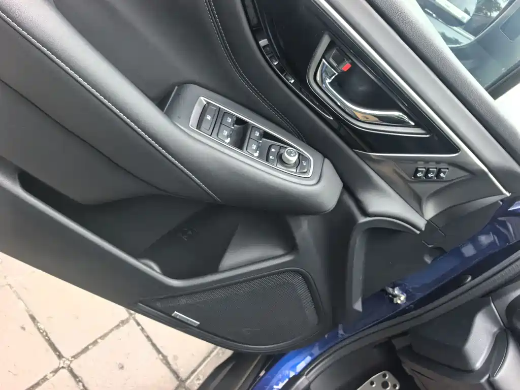 Subaru Subaru Outback 2022 2.5i Flagship EyeSight 2022 - thumbnail 4
