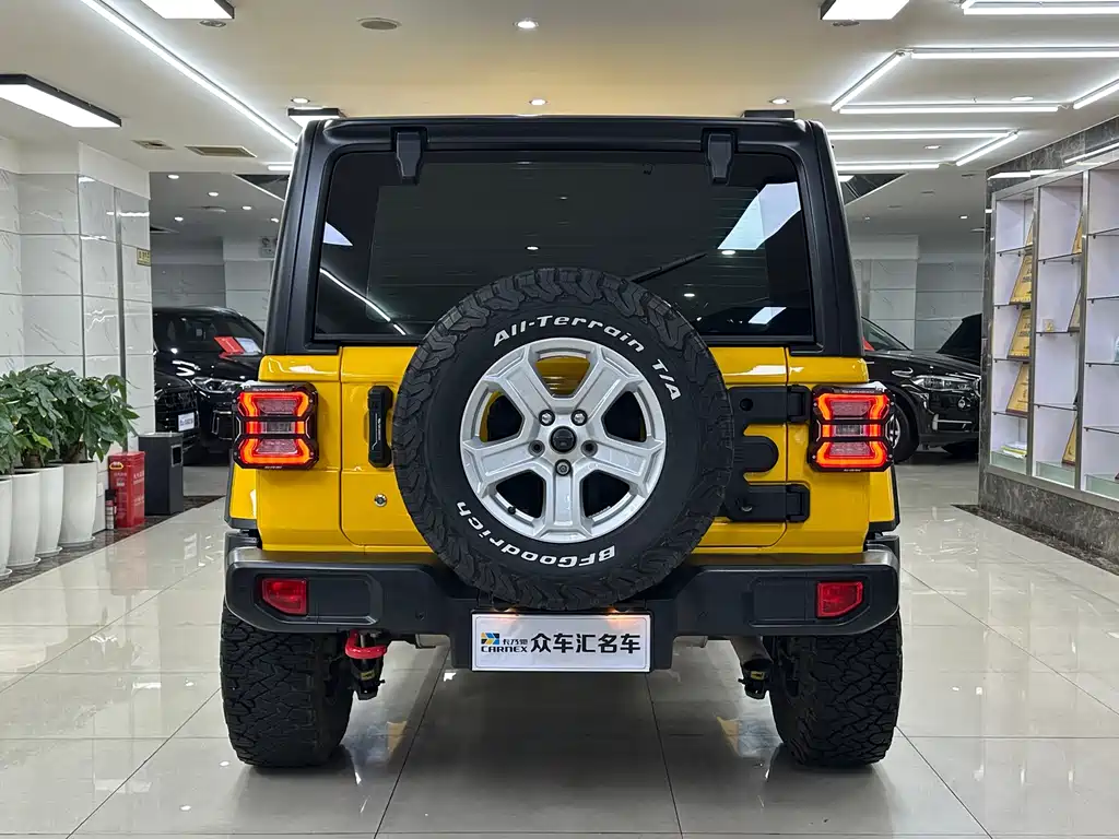 Jeep Wrangler 2.0T Sahara 4-Door 2019 - thumbnail 5