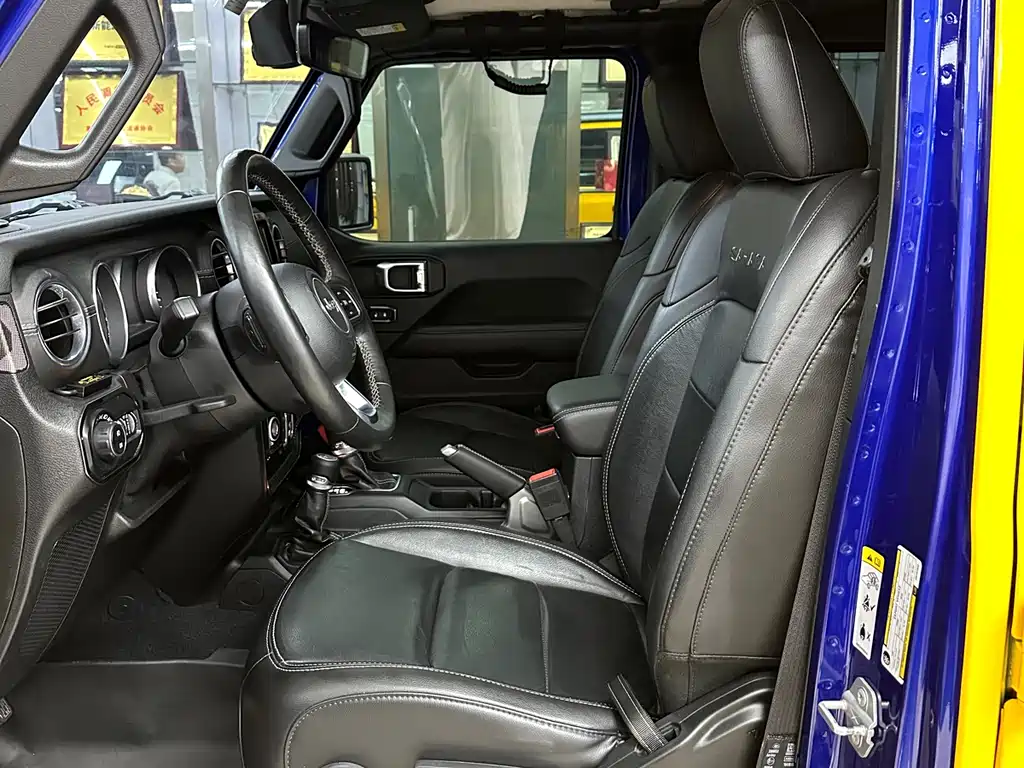 Jeep Wrangler 2.0T Sahara 4-Door 2019 - thumbnail 7