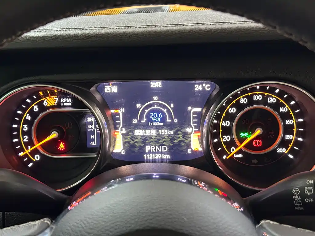 Jeep Wrangler 2.0T Sahara 4-Door 2019 - thumbnail 16