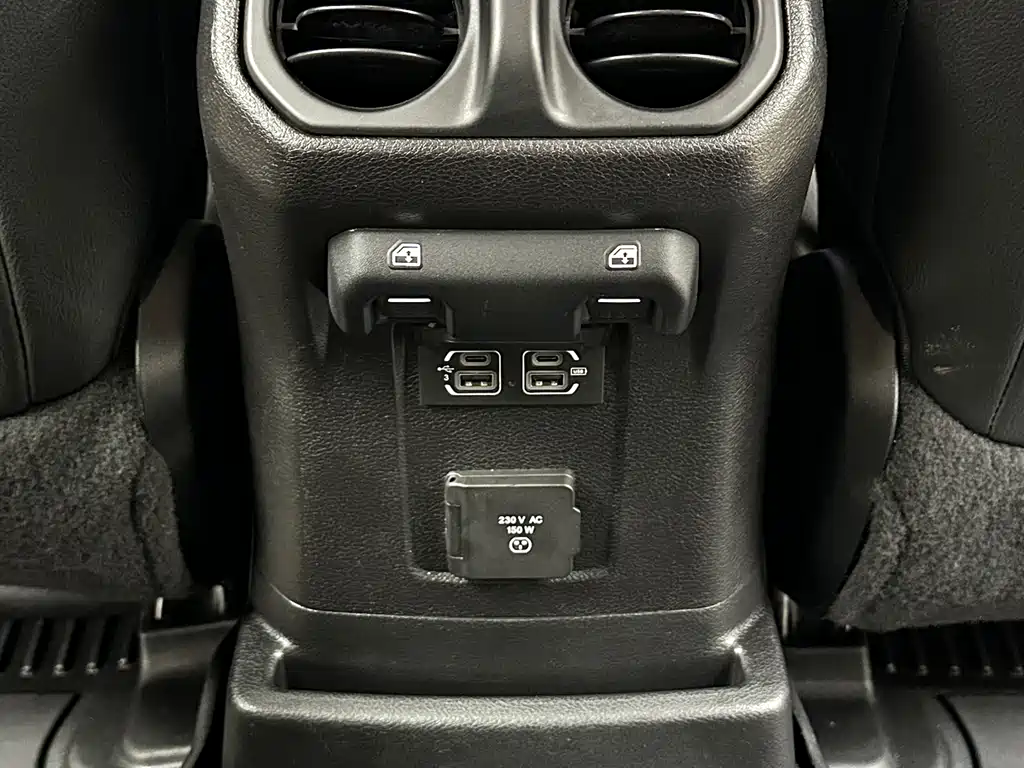 Jeep Wrangler 2.0T Sahara 4-Door 2019 - thumbnail 18
