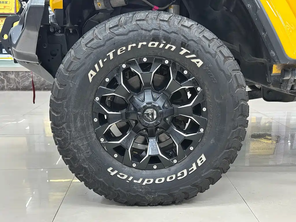 Jeep Wrangler 2.0T Sahara 4-Door 2019 - thumbnail 19