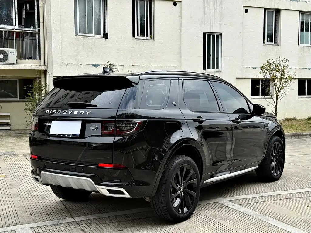 Land Rover Land Rover Discovery Sport 2024 Luxury Custom Edition 2024 - thumbnail 13