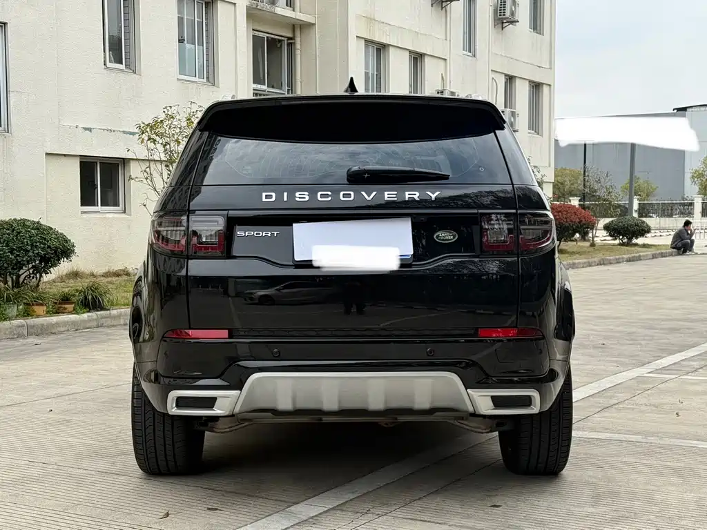 Land Rover Land Rover Discovery Sport 2024 Luxury Custom Edition 2024 - thumbnail 14