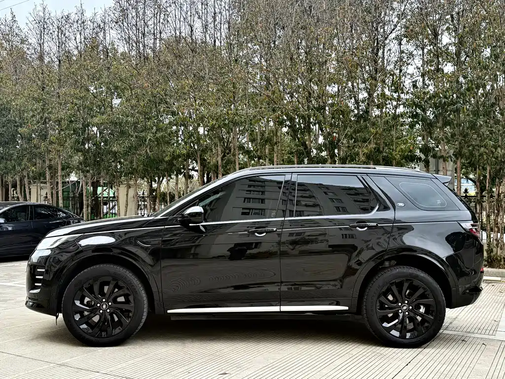 Land Rover Land Rover Discovery Sport 2024 Luxury Custom Edition 2024 - thumbnail 17