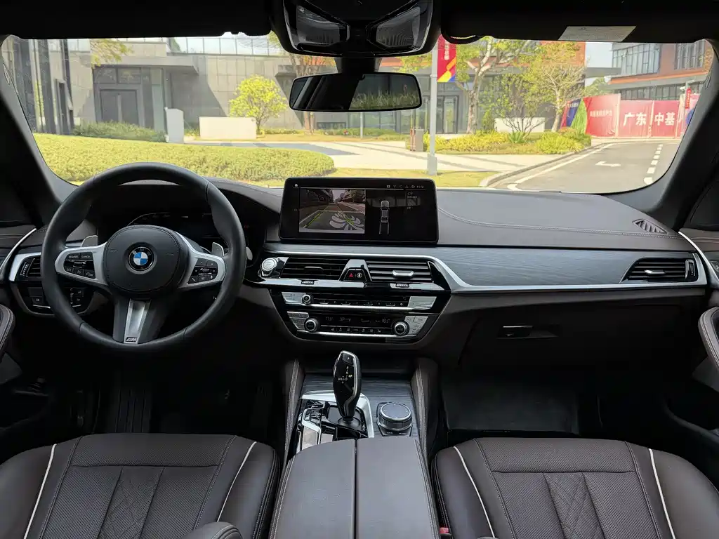 BMW BMW 5 Series 530Li M Sport 2021 - thumbnail 8