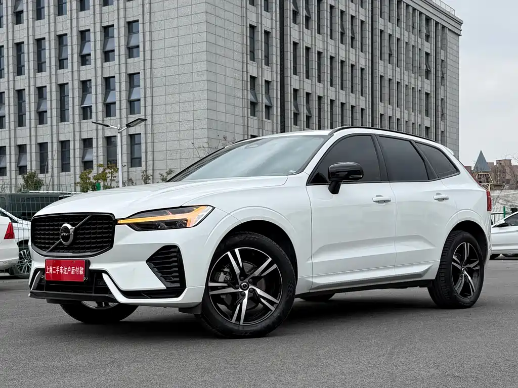 Volvo Volvo XC60 2022 B5 AWD R-Design 2022 - thumbnail 24