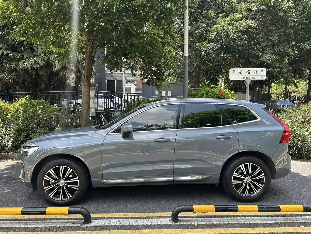 Volvo Volvo XC60 B5 AWD 2021 - thumbnail 10