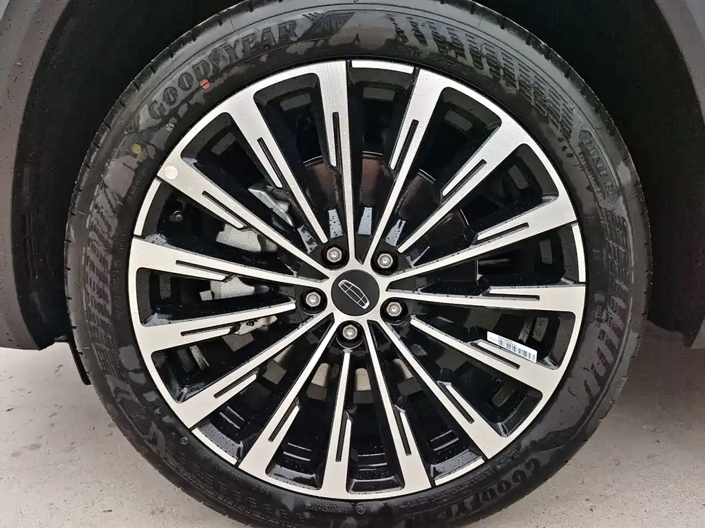 Geely Auto Geely Monjaro 2.0TD AWD 2026 - thumbnail 6