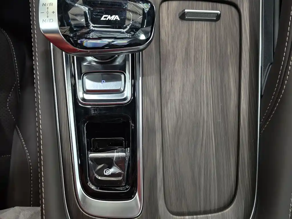 Geely Auto Geely Monjaro 2026 Dongfang Yao 2.0TD Auto Xiaohan Edition 2026 - thumbnail 14
