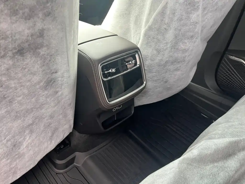 Geely Auto Geely Monjaro 2026 Dongfang Yao 2.0TD Auto Xiaohan Edition 2026 - thumbnail 19