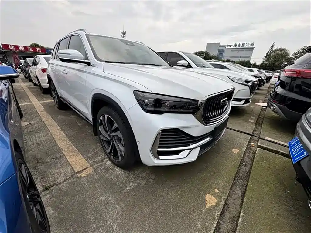 Geely Auto Geely Xingyue L 2.0TD DCT EVO FWD Comfort 2022 - thumbnail 3