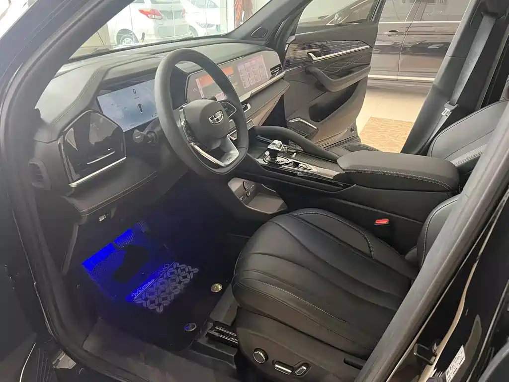 Geely Auto Geely Monjaro 2.0TD FWD Flagship 2023 - thumbnail 6
