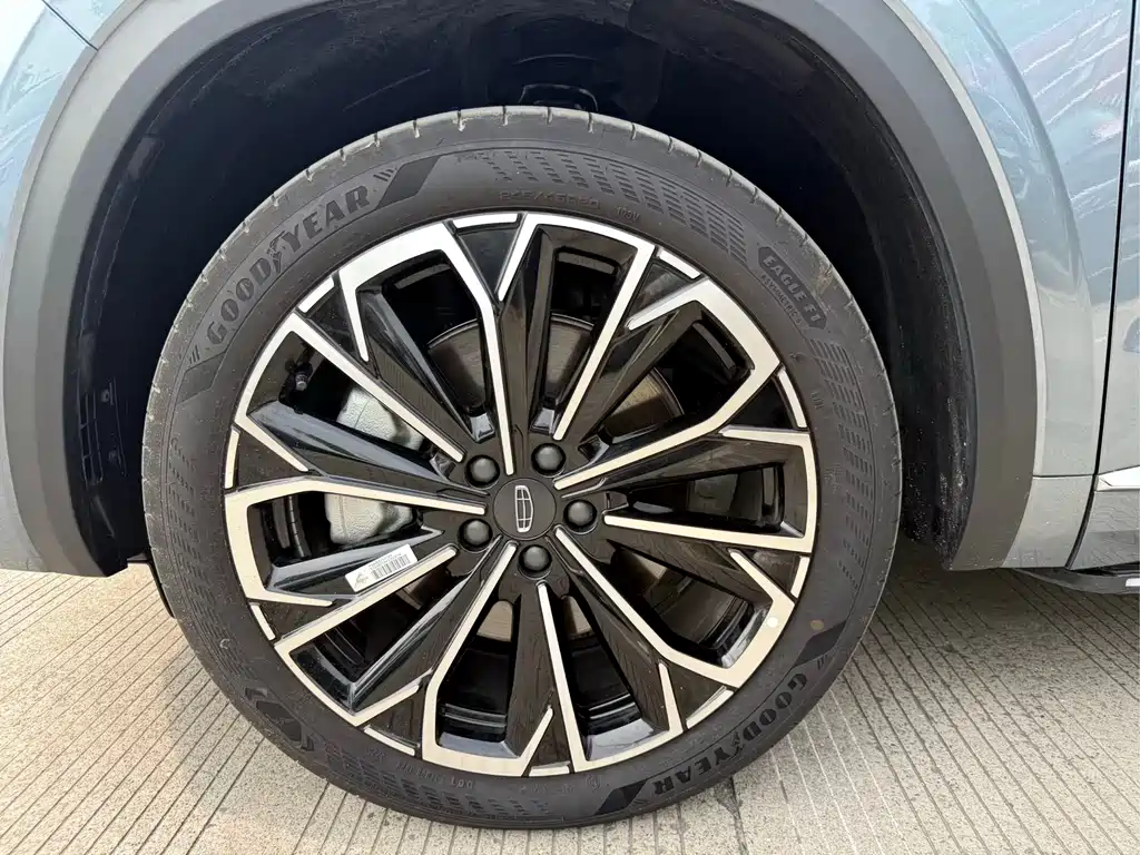 Geely Auto Geely Monjaro 2026 Dongfang Yao 2.0TD Automatic Wangyue Edition 2025 - thumbnail 8