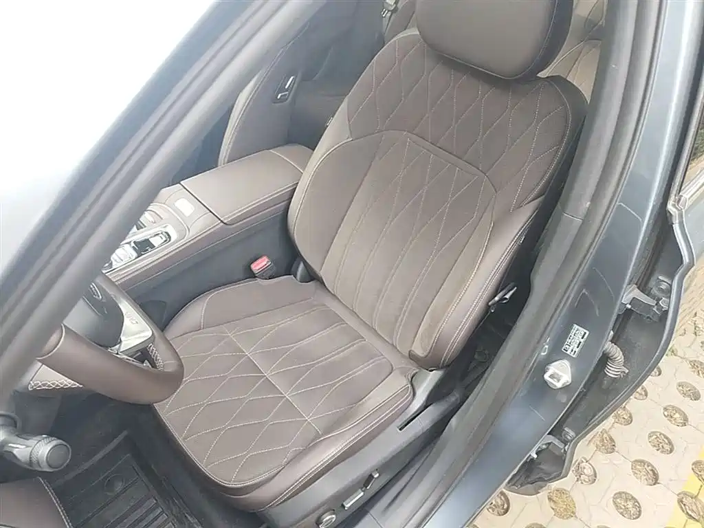 Geely Auto Geely Xingyue L 2026 Dongfang Yao 2.0TD Automatic Wangyue Edition 2025 - thumbnail 22