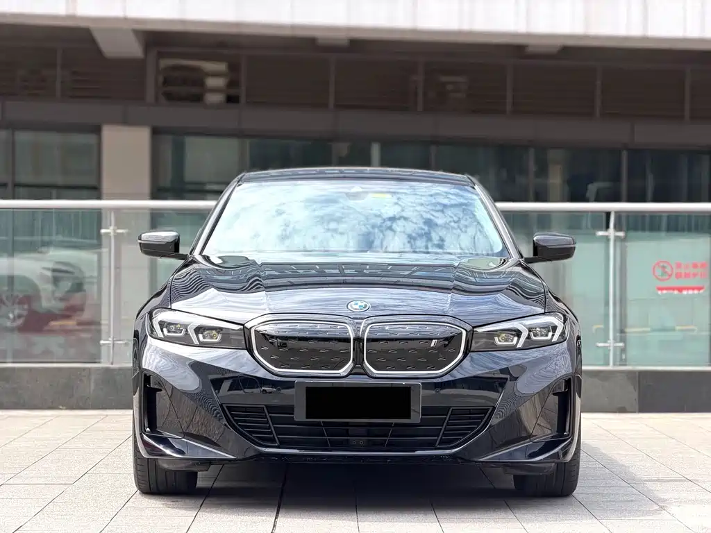 BMW BMW i3 2024 eDrive 40 L Shadow Night Package 2023 - thumbnail 2