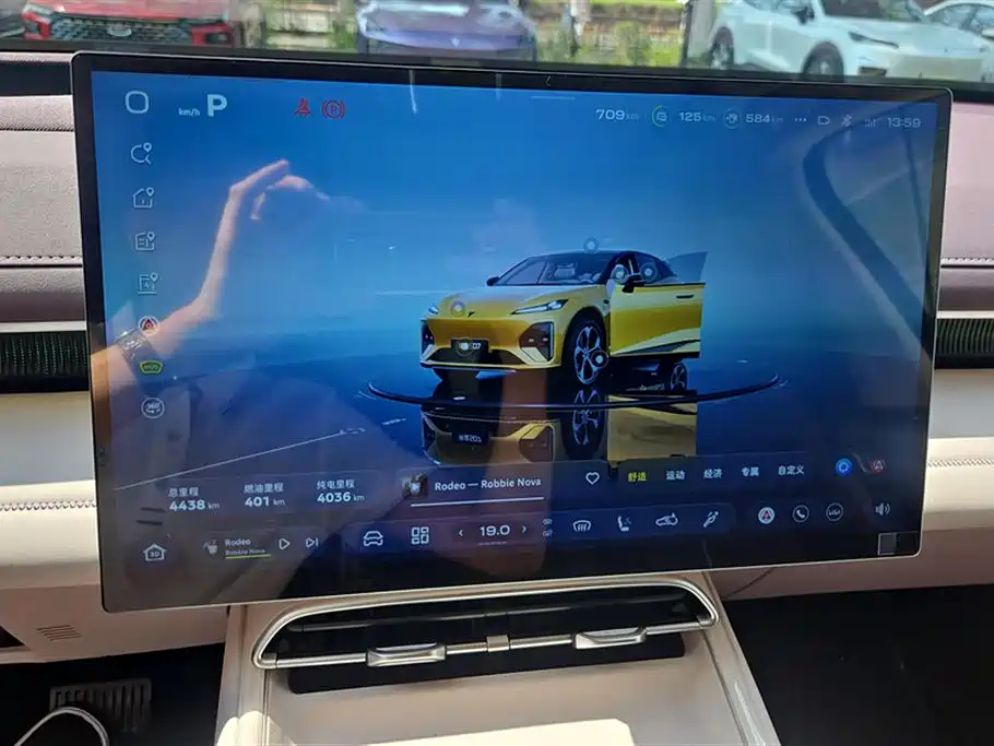 Deepal Auto Deepal S07 230Ultra Huawei Qiankun ADS SE 2025 - thumbnail 14