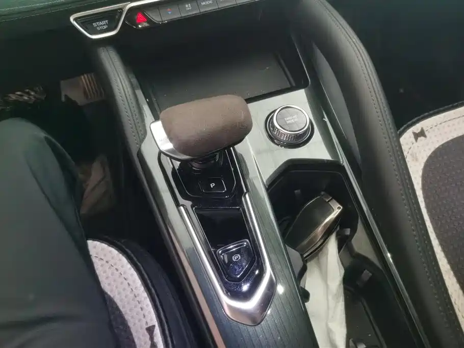 Geely Auto Geely Xingyue L 2021 2.0TD High Power AWD Flagship 2022 - thumbnail 16