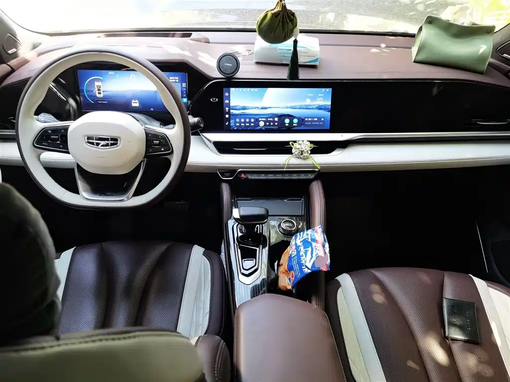 Geely Auto Geely Xingyue L 2021 2.0TD High Power Automatic AWD Flagship Edition 2022 - thumbnail 5