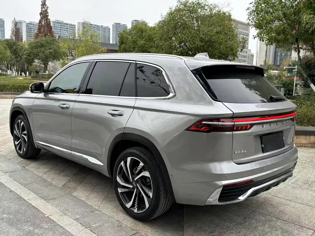 Geely Auto Geely Monjaro 2.0TD AWD Flagship 2022 - thumbnail 5