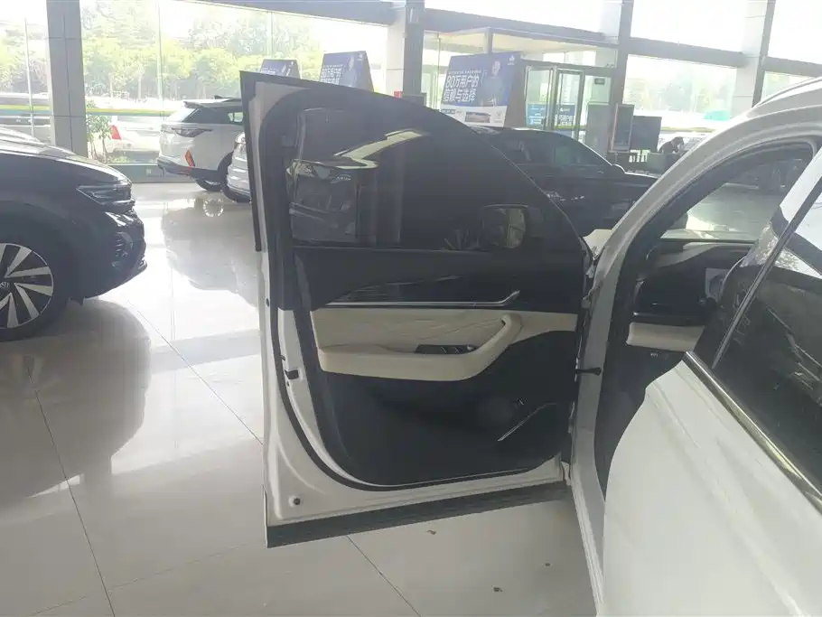 Geely Auto Geely Monjaro 2021 2.0TD High Power Automatic AWD Prestige Edition 2021 - thumbnail 7