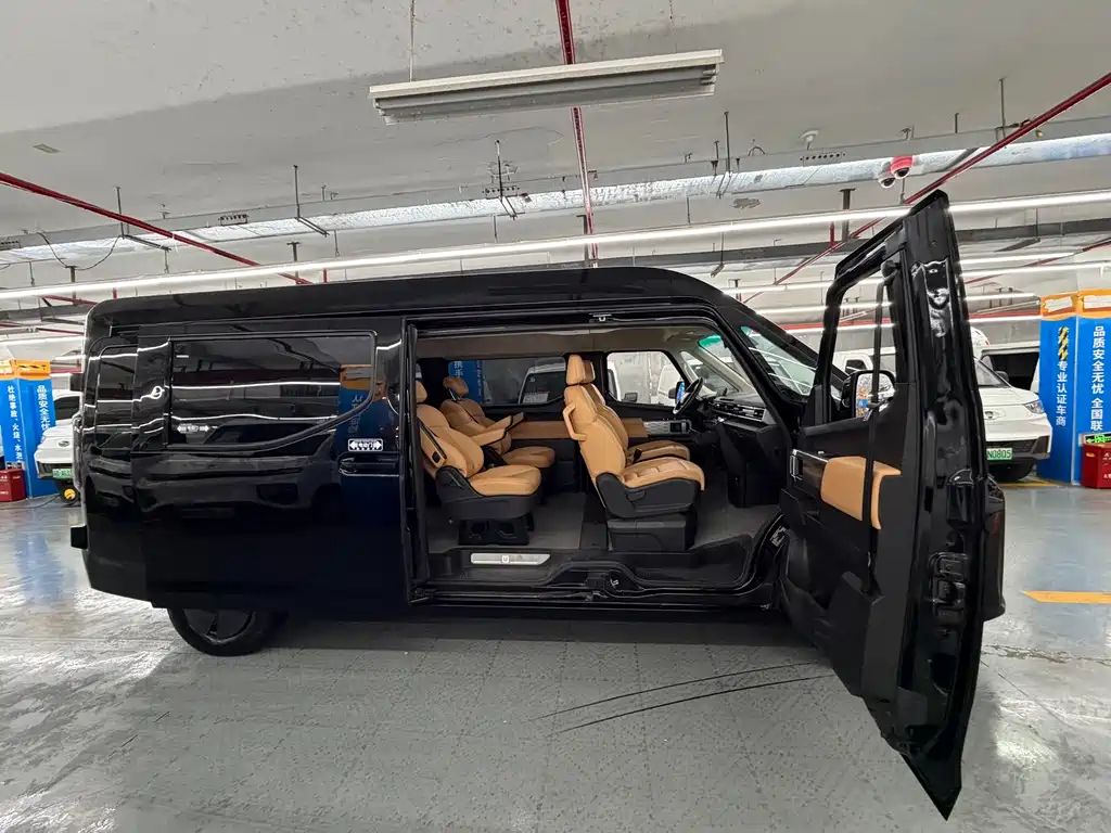 Farizon Farizon Super VAN 2025 Yuecheng Edition Medium Wheelbase Medium Roof 83kWh 2025 - thumbnail 8